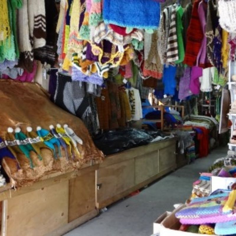 ¿Dónde comprar artesanías chilotas? 2 feria artesanal de dalcahue